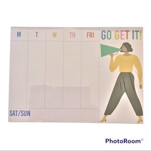 New Weekly Deskpad Planner To Do List with Magnet New With Tags